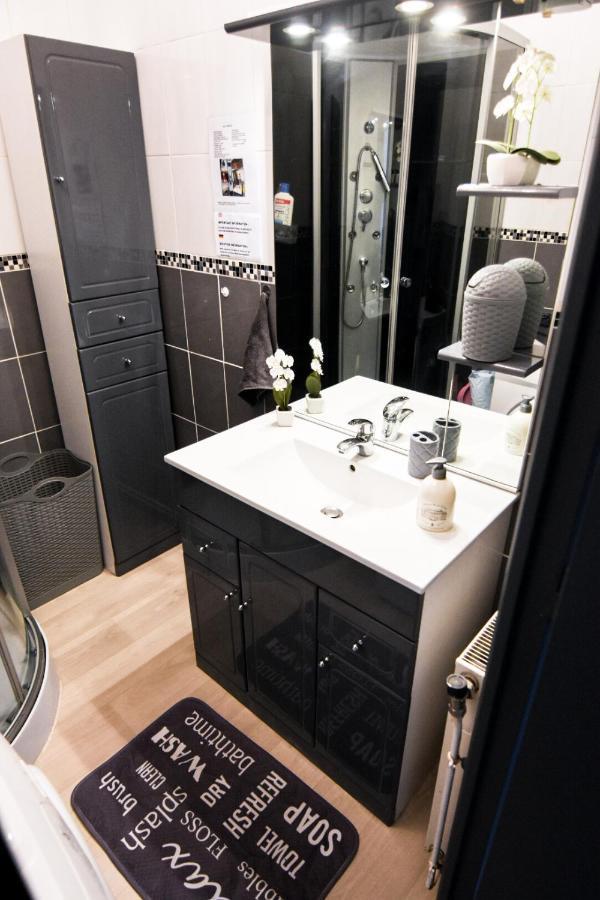 סן-קוונטן Appartement "Le Terminus " Gare-Cosy-Wifi 6 Personnes מראה חיצוני תמונה